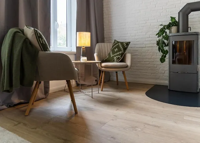 Cy Neustadt - Balkon - Innenstadt - Altbau アパート